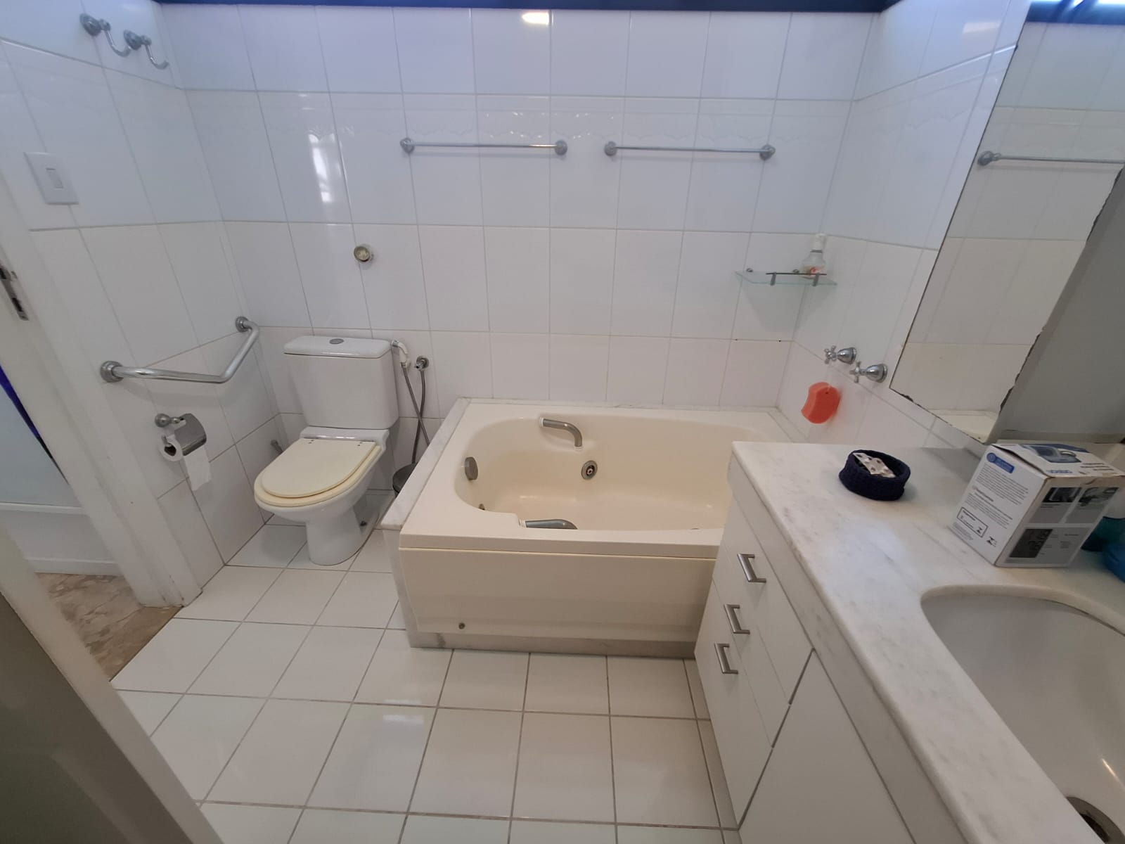 Imagem Apartamento com 4 Quartos à Venda, 224 m² em Pituba - Salvador Imagem Apartamento com 4 Quartos à Venda, 224 m² em Pituba - Salvador