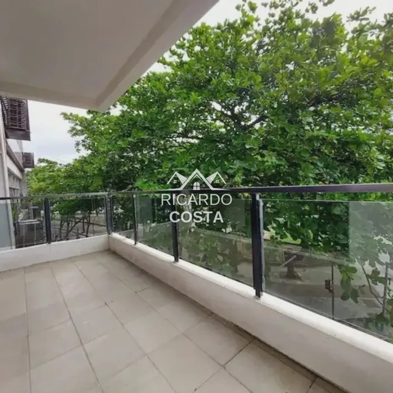 Imagem Apartamento com 2 Quartos à Venda ou Locação, 180 m² em Ipanema - Rio de Janeiro Imagem Apartamento com 2 Quartos à Venda ou Locação, 180 m² em Ipanema - Rio de Janeiro