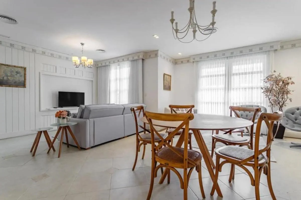 Apartamento com 2 Quartos à Venda, 132 m² em Jurerê Internacional - Florianópolis