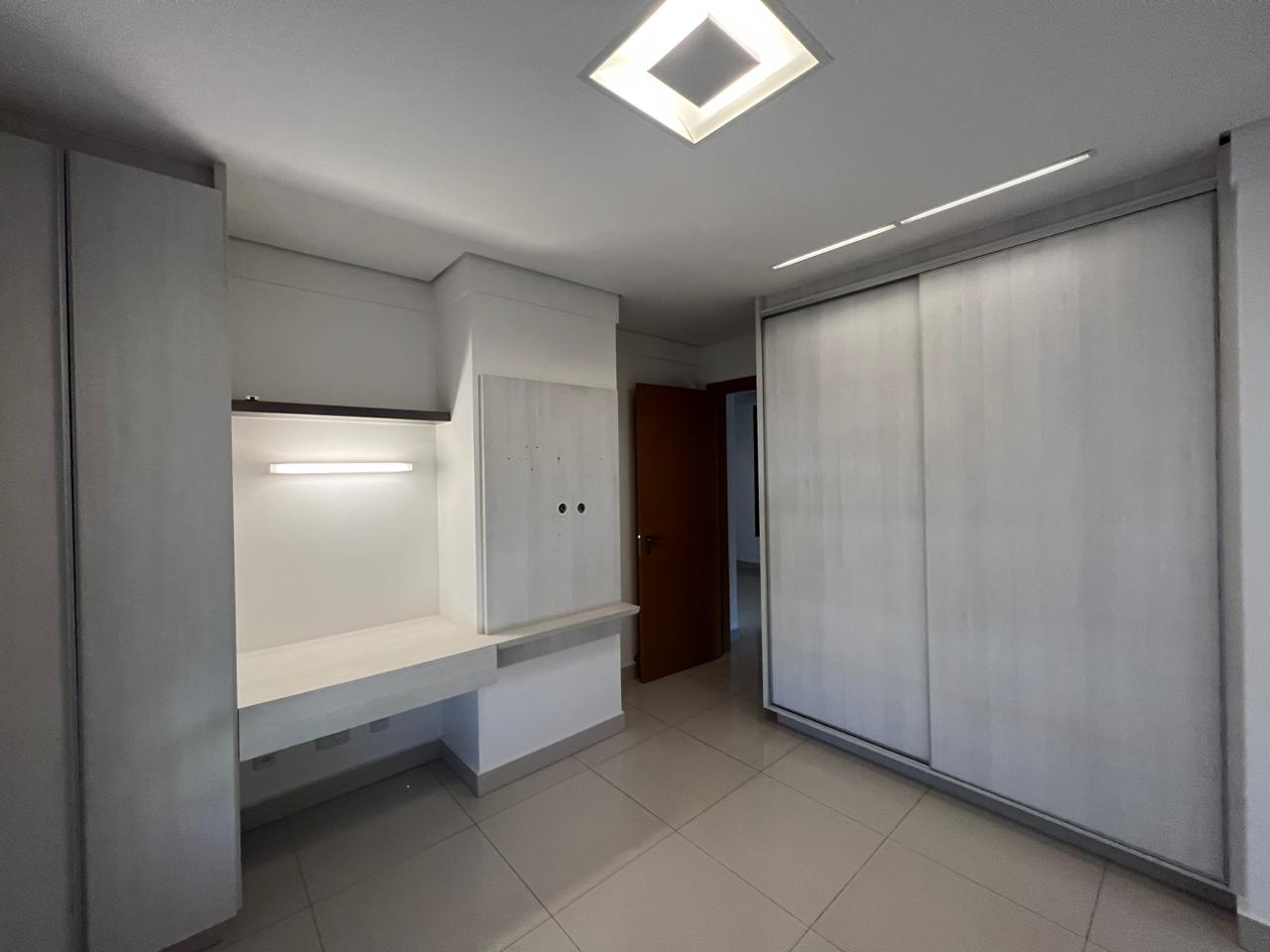 Imagem Apartamento com 4 Quartos à Venda, 305 m²em Setor Oeste - Goiânia Imagem Apartamento com 4 Quartos à Venda, 305 m²em Setor Oeste - Goiânia