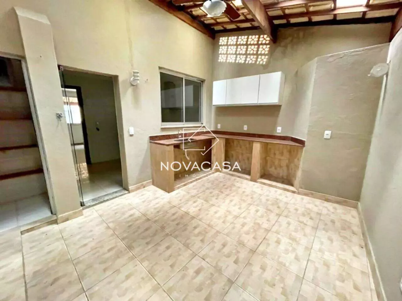 Imagem Casa com 3 Quartos à Venda, 85 m² em Heliópolis - Belo Horizonte Imagem Casa com 3 Quartos à Venda, 85 m² em Heliópolis - Belo Horizonte