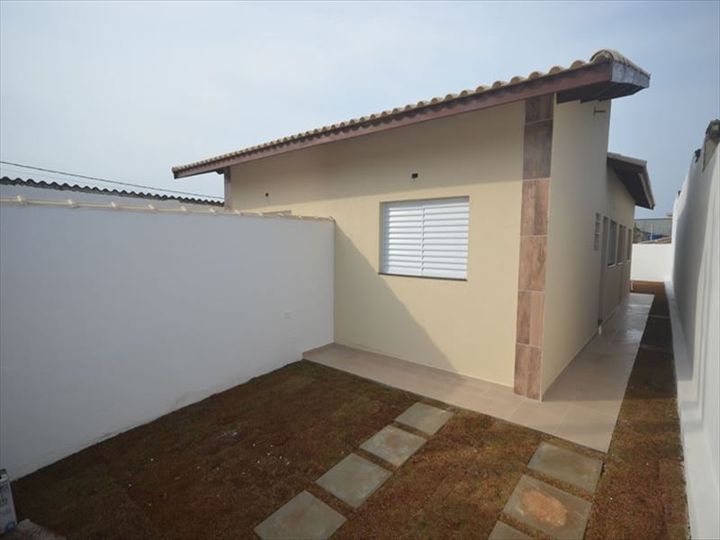Imagem Casa com 2 Quartos à Venda, 55 m² em Itanhaém Imagem Casa com 2 Quartos à Venda, 55 m² em Itanhaém