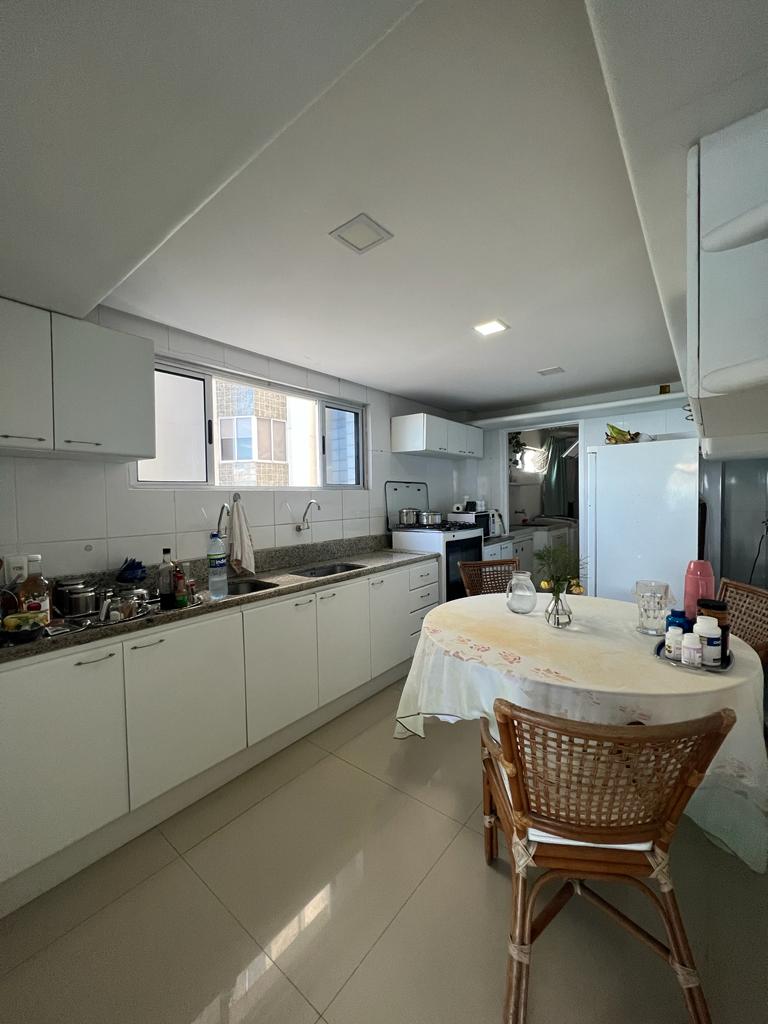Imagem Apartamento com 4 Quartos à Venda, 150 m²em Boa Viagem - Recife