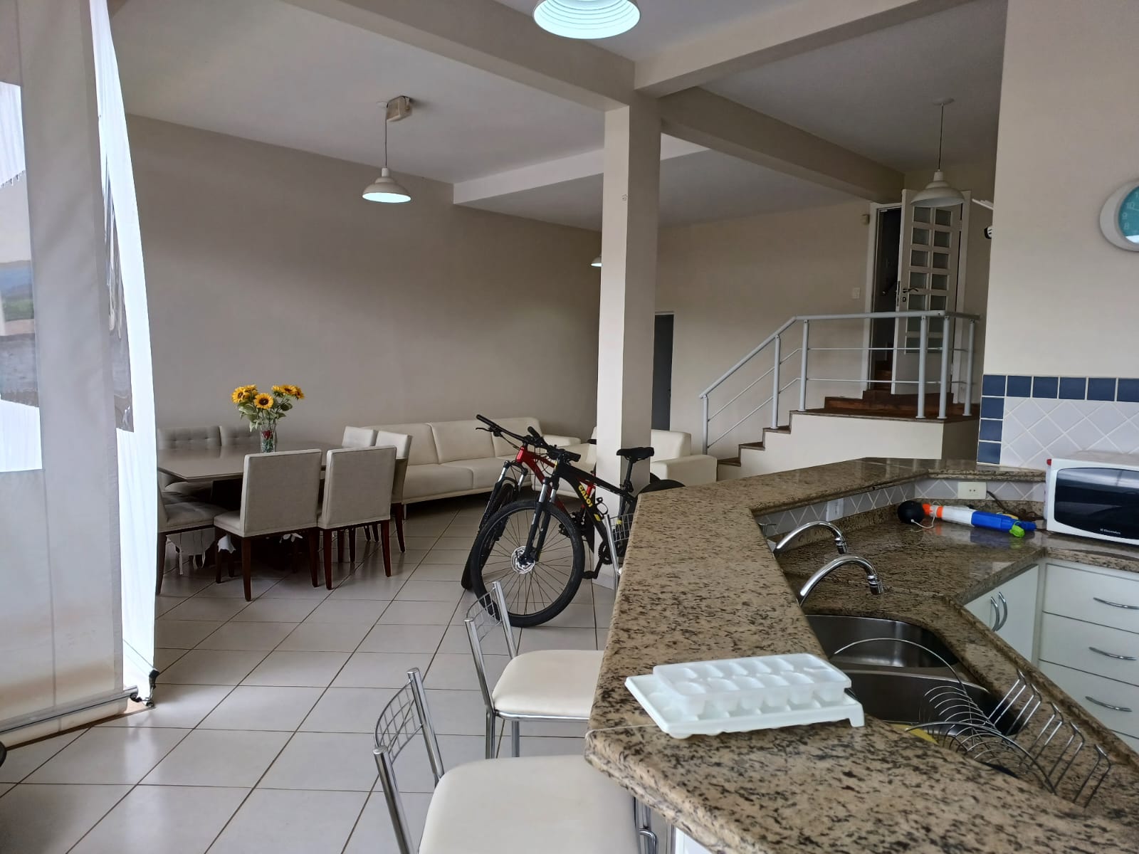Imagem Casa com 3 Quartos à Venda, 330 m² em Jardim Paulista - Atibaia Imagem Casa com 3 Quartos à Venda, 330 m² em Jardim Paulista - Atibaia