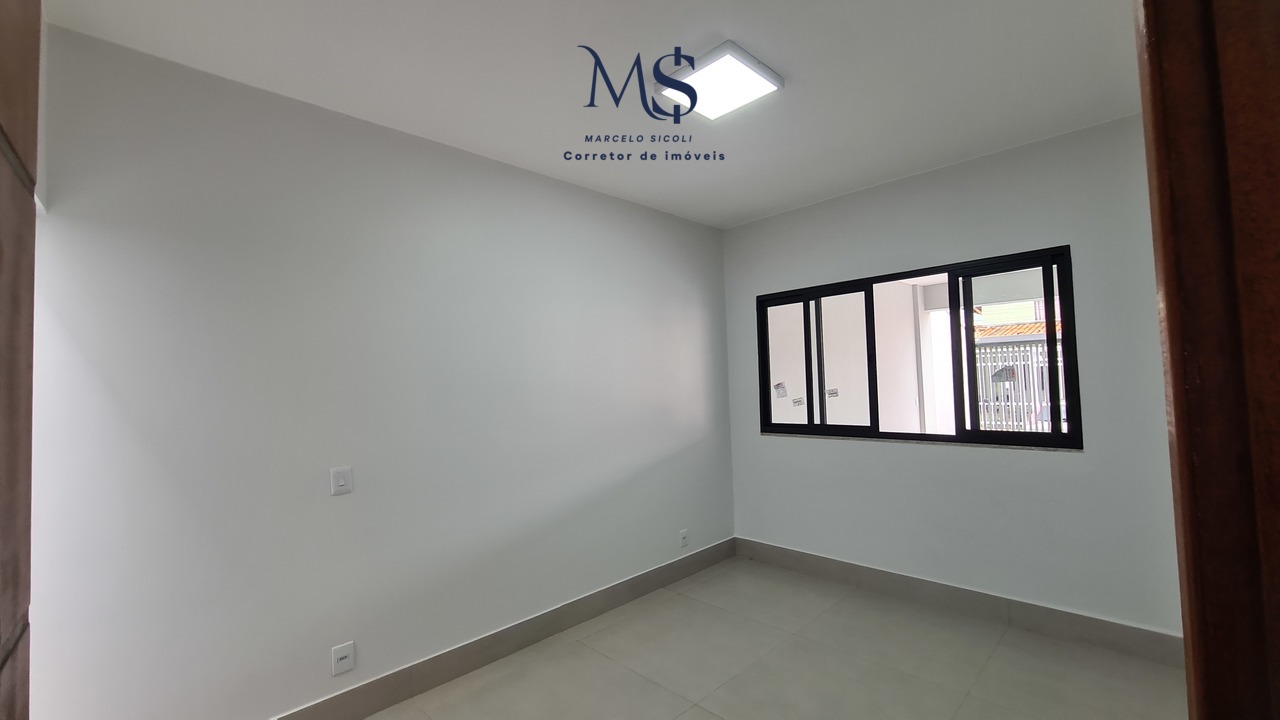 Imagem Casa com 4 Quartos à Venda, 280 m²em Guará II - Brasília