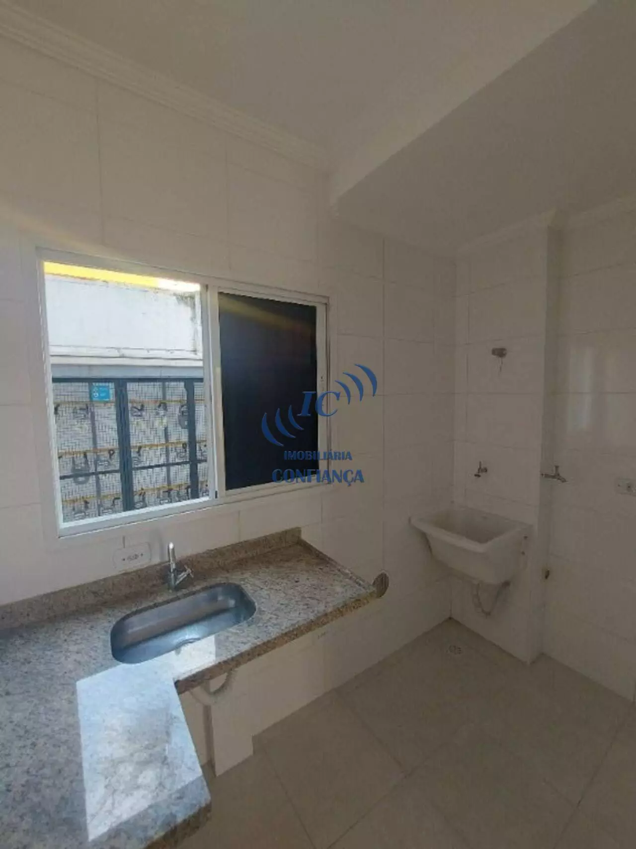 Imagem Apartamento com 2 Quartos para Alugar, 35 m²em Vila Guilhermina - São Paulo