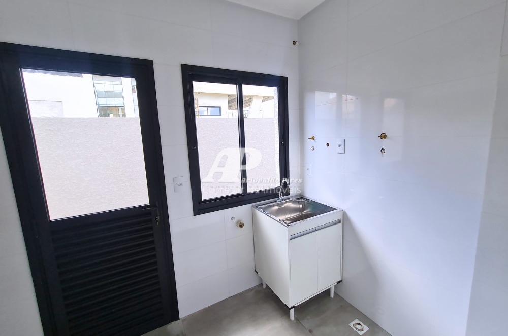Imagem Casa de Condomínio com 5 Quartos à Venda, 370 m²em Jardim Carvalho - Ponta Grossa Imagem Casa de Condomínio com 5 Quartos à Venda, 370 m²em Jardim Carvalho - Ponta Grossa
