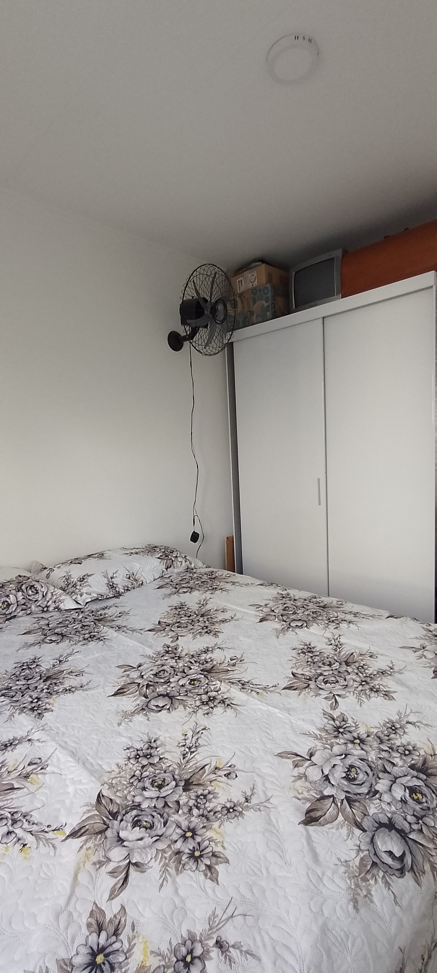 Imagem Casa de Condomínio com 2 Quartos à Venda, 49 m² em Água Espraiada (Caucaia do Alto) - Cotia