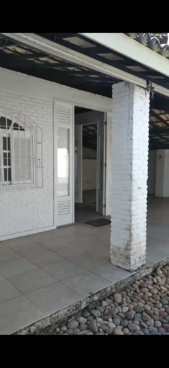 Imagem Casa com 4 Quartos à Venda, 230 m²em Vilas do Atlântico - Lauro de Freitas Imagem Casa com 4 Quartos à Venda, 230 m²em Vilas do Atlântico - Lauro de Freitas
