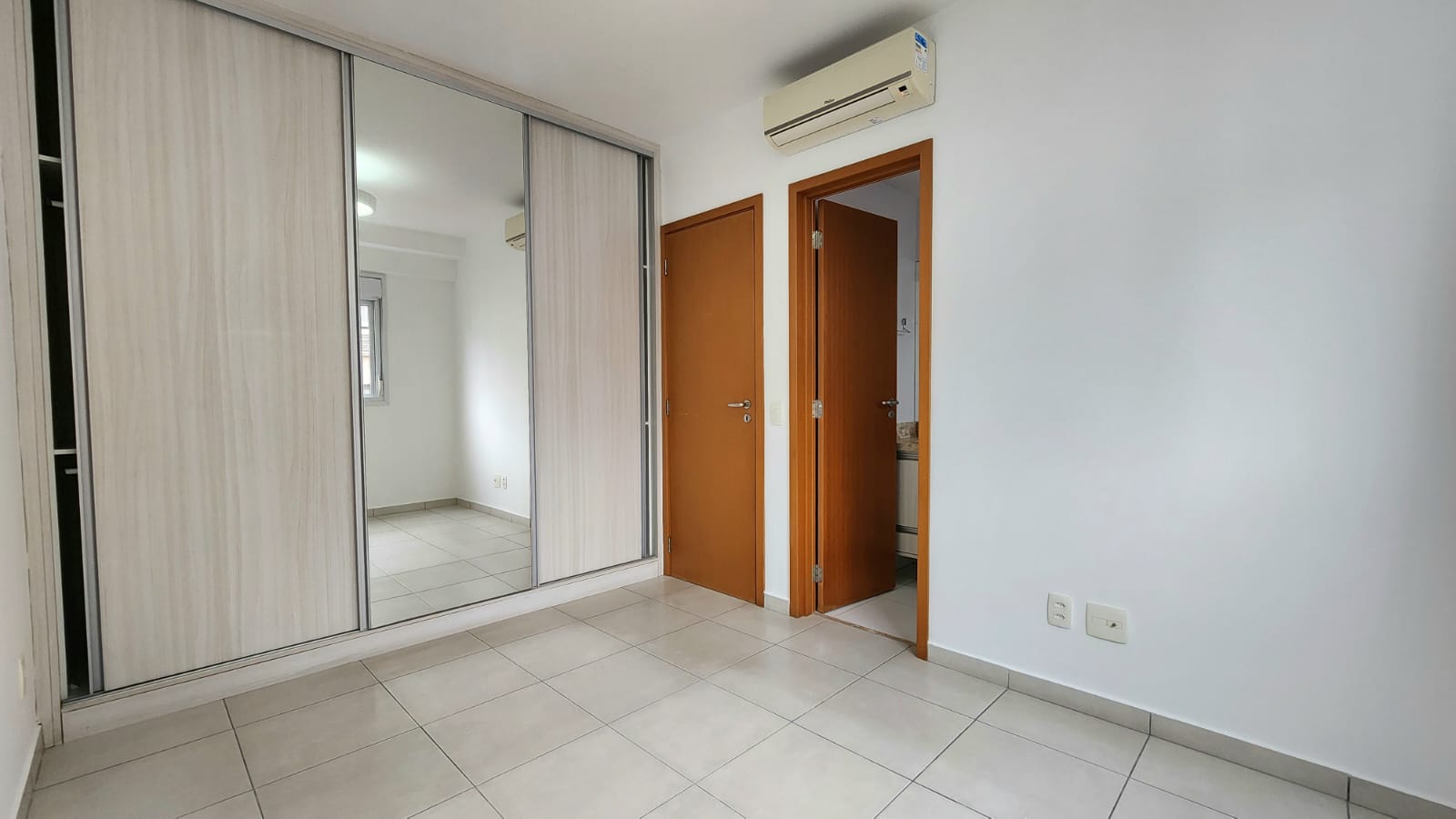Imagem Apartamento com 2 Quartos à Venda, 84 m²em Gonzaga - Santos