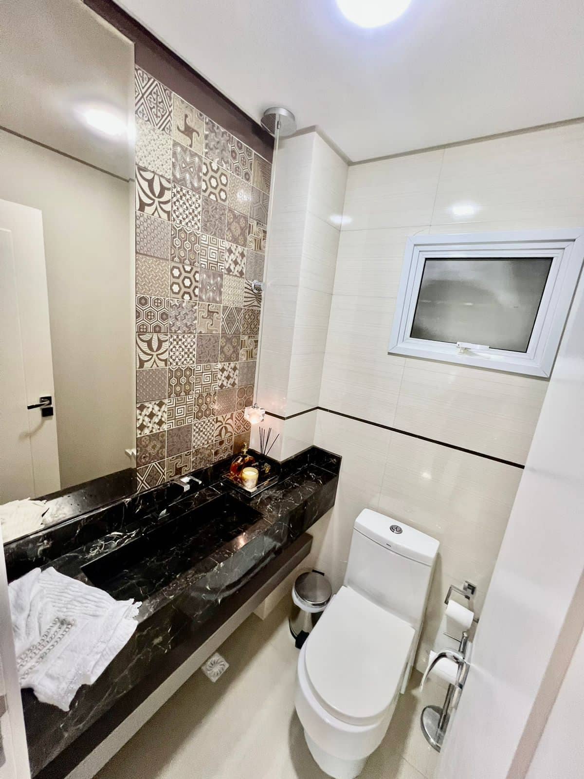 Imagem Apartamento com 3 Quartos à Venda, 120 m²em Pioneiros - Balneário Camboriú Imagem Apartamento com 3 Quartos à Venda, 120 m²em Pioneiros - Balneário Camboriú