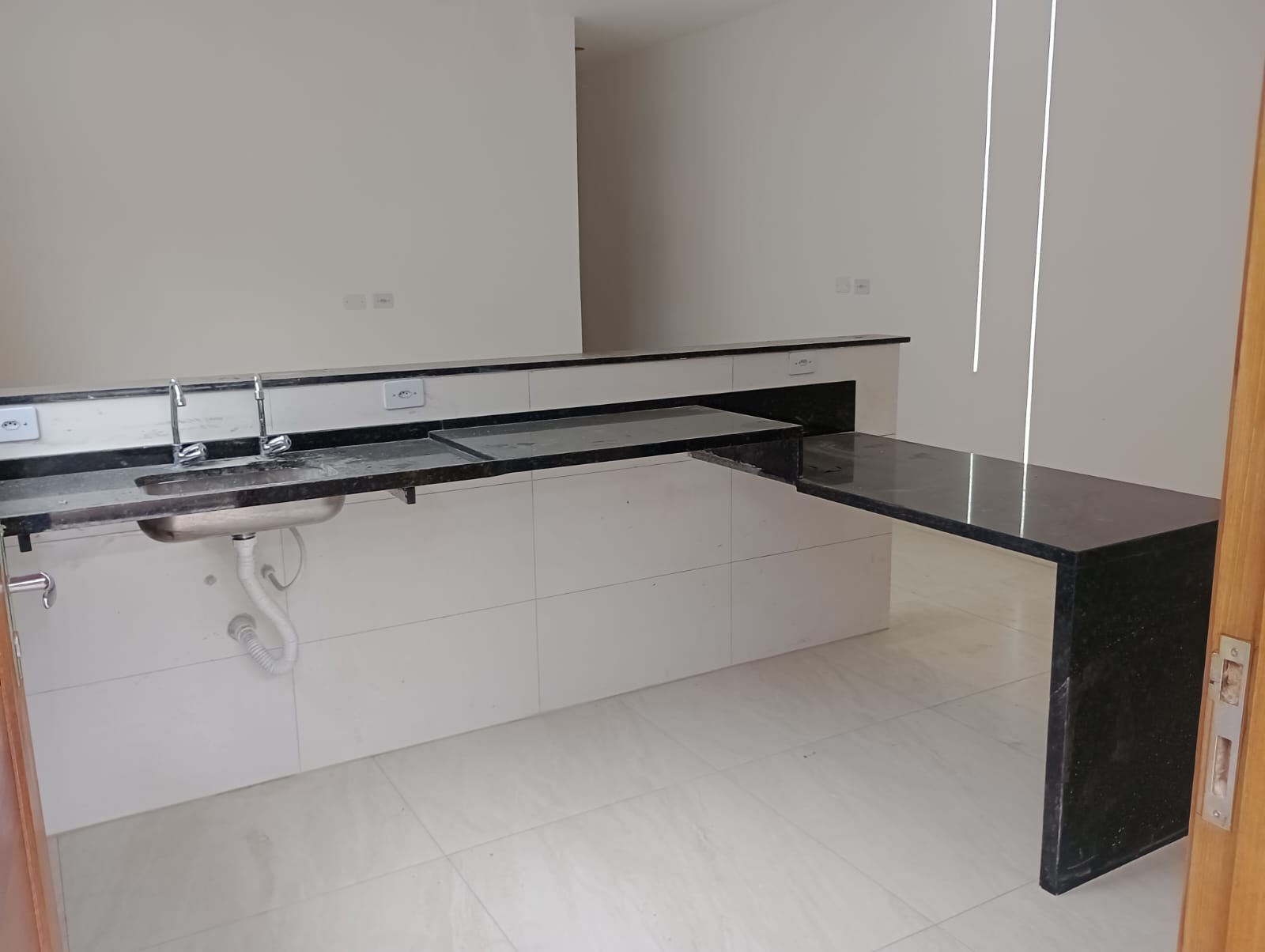 Imagem Casa com 2 Quartos à Venda, 80 m²em Nossa Senhora do Sion - Itanhaém Imagem Casa com 2 Quartos à Venda, 80 m²em Nossa Senhora do Sion - Itanhaém