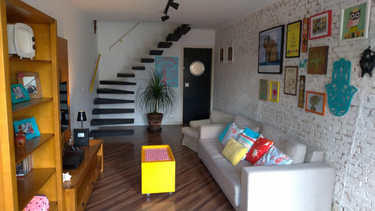 Imagem Sobrado com 2 Quartos à Venda, 140 m² em Alto Da Lapa - São Paulo Imagem Sobrado com 2 Quartos à Venda, 140 m² em Alto Da Lapa - São Paulo