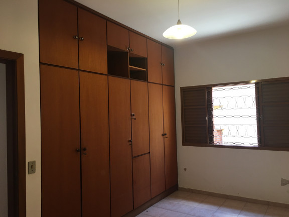 Imagem Casa com 3 Quartos à Venda, 180 m² em Jardim América - Bauru Imagem Casa com 3 Quartos à Venda, 180 m² em Jardim América - Bauru