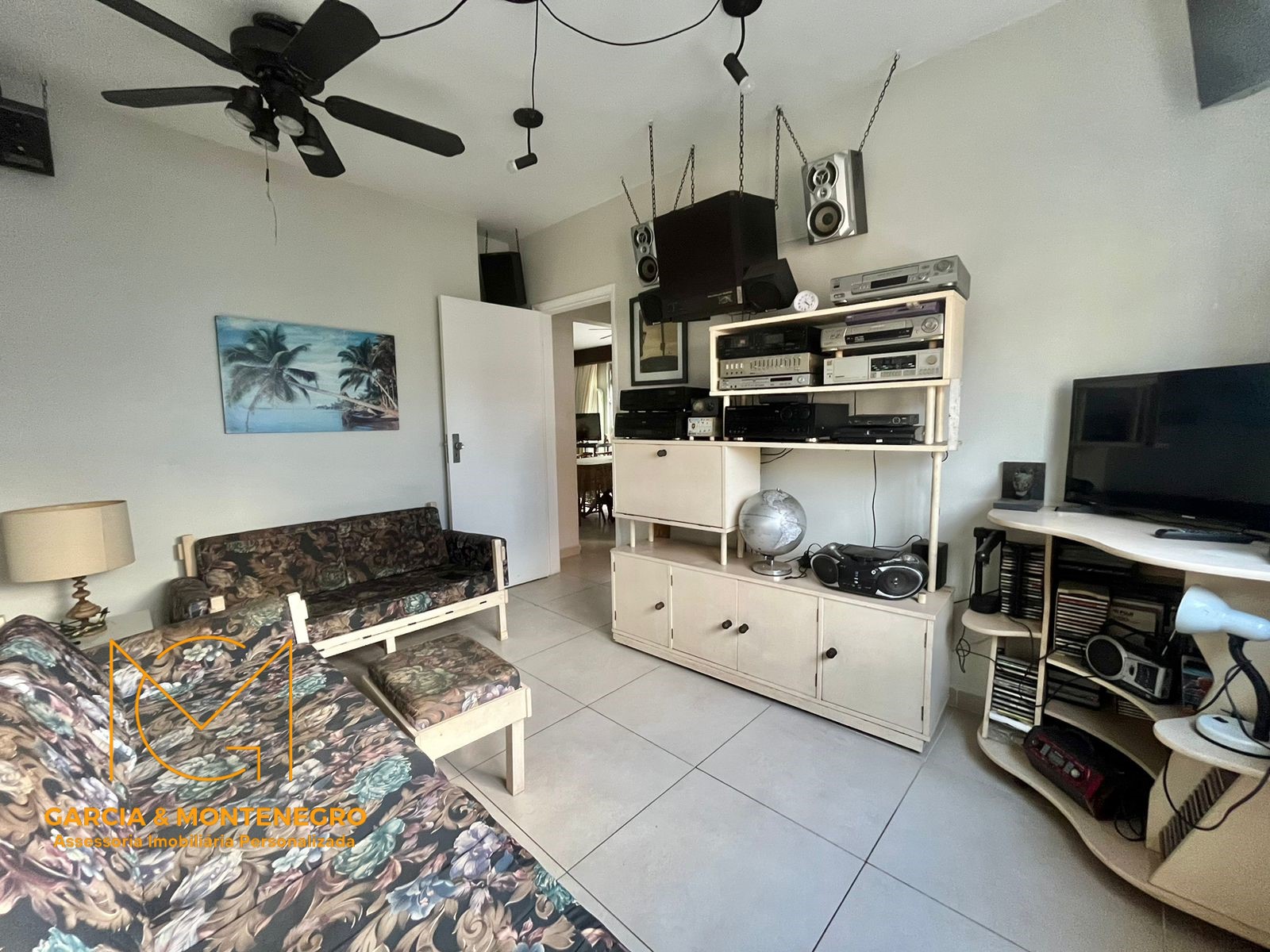 Imagem Apartamento com 2 Quartos à Venda, 110 m²em Pompéia - Santos