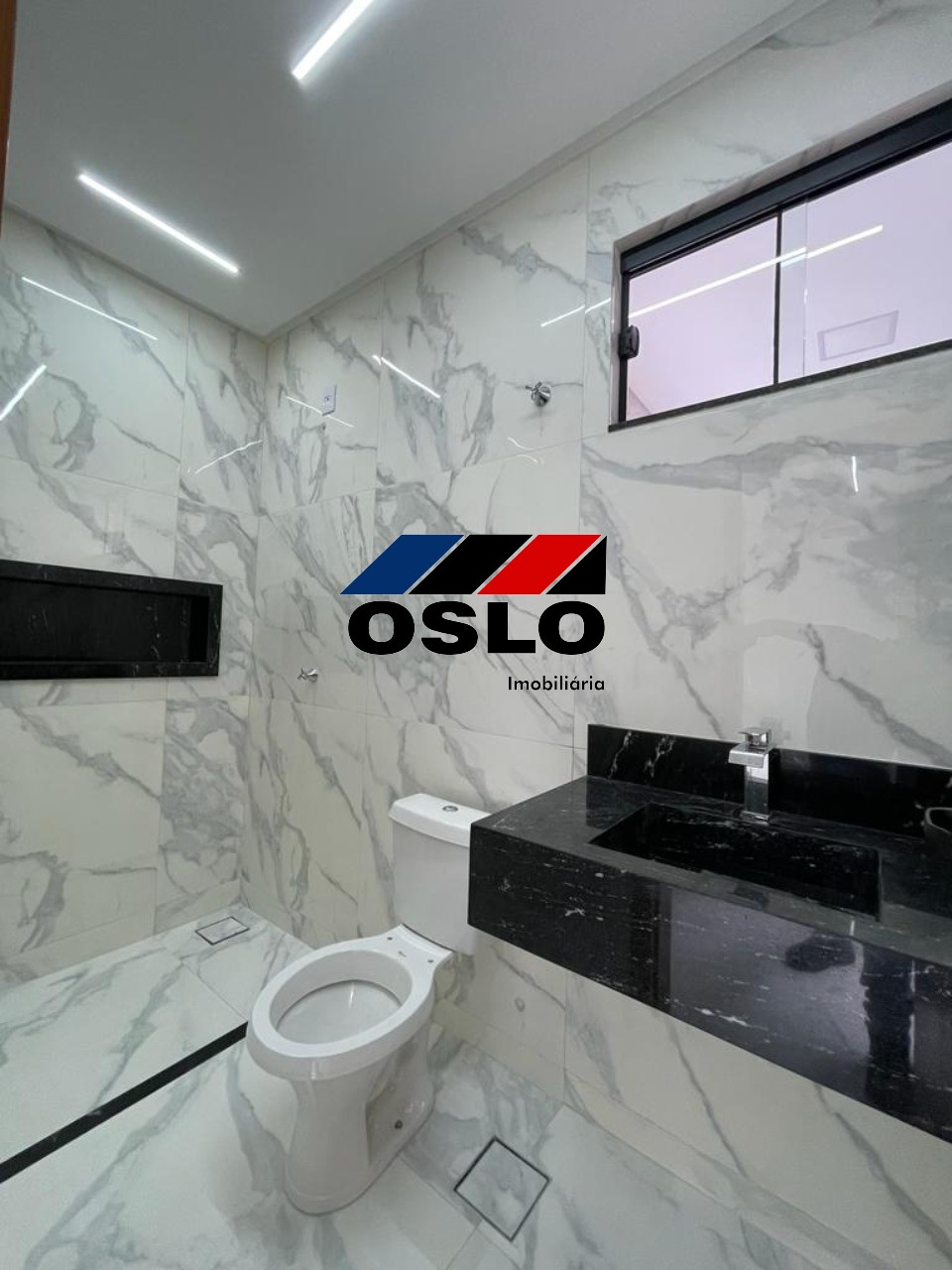 Imagem Casa com 3 Quartos à Venda, 116 m²em Setor Três Marias - Goiânia Imagem Casa com 3 Quartos à Venda, 116 m²em Setor Três Marias - Goiânia