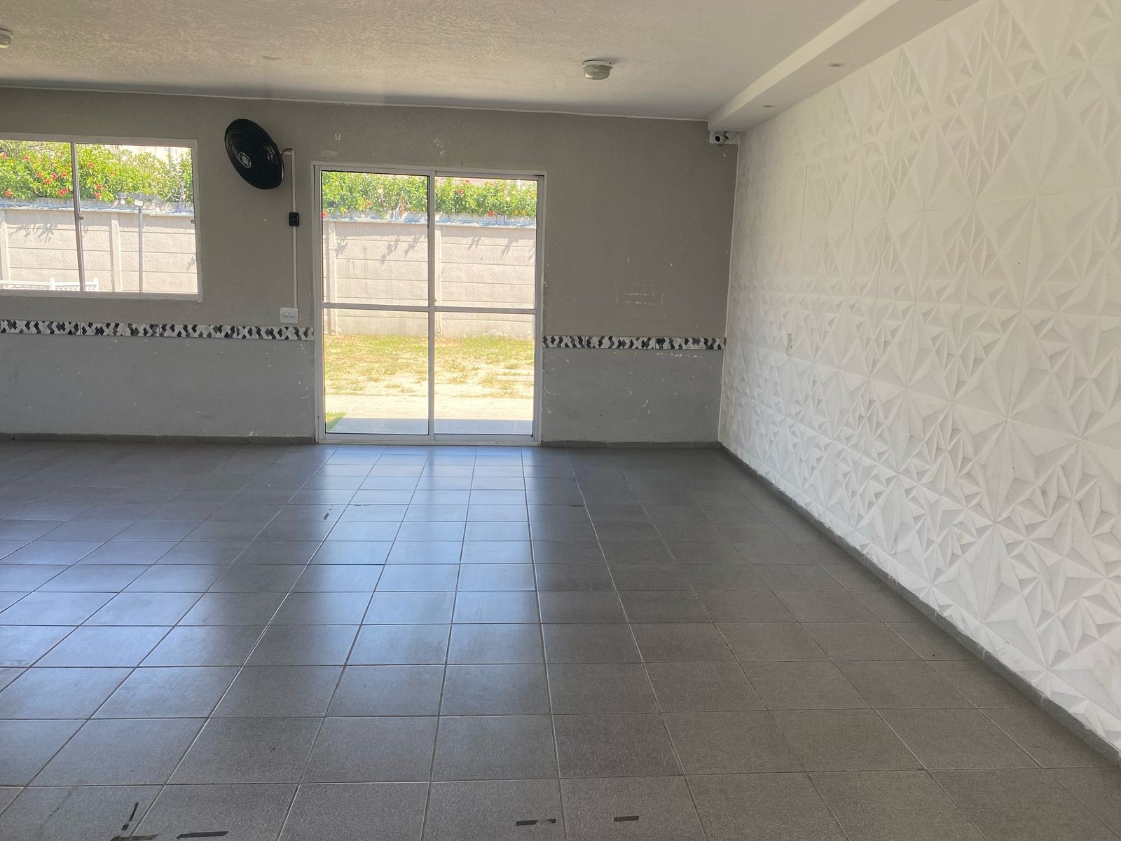 Imagem Apartamento com 2 Quartos à Venda, 45 m² em Bangu - Rio de Janeiro