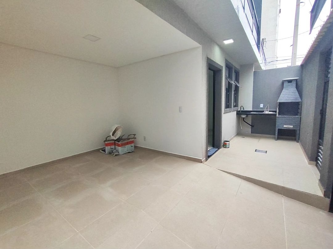 Imagem Sobrado com 3 Quartos à Venda, 111 m²em Tupi - Praia Grande Imagem Sobrado com 3 Quartos à Venda, 111 m²em Tupi - Praia Grande