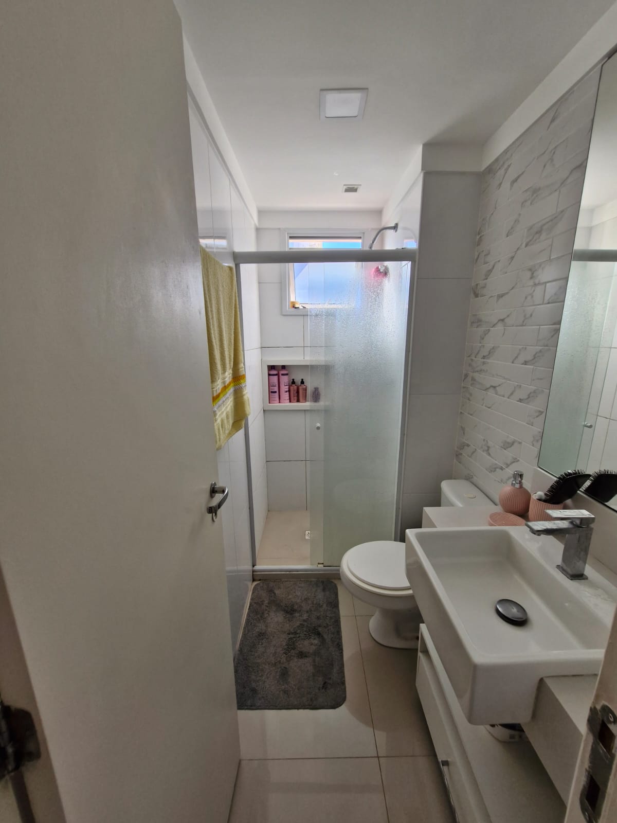 Imagem Apartamento com 2 Quartos à Venda, 75 m²em Imbuí - Salvador Imagem Apartamento com 2 Quartos à Venda, 75 m²em Imbuí - Salvador