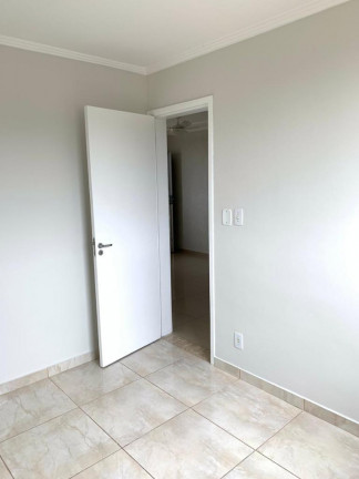 Imagem Apartamento com 2 Quartos à Venda, 48 m² em Inhoaíba - Rio de Janeiro