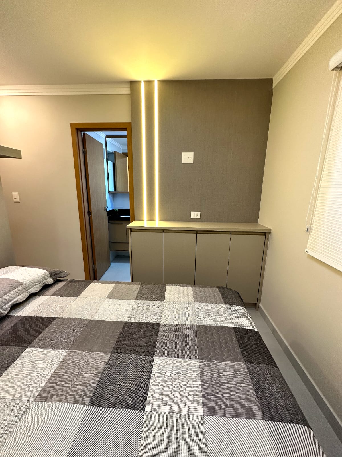 Imagem Apartamento com 2 Quartos à Venda, 71 m²em Guilhermina - Praia Grande Imagem Apartamento com 2 Quartos à Venda, 71 m²em Guilhermina - Praia Grande