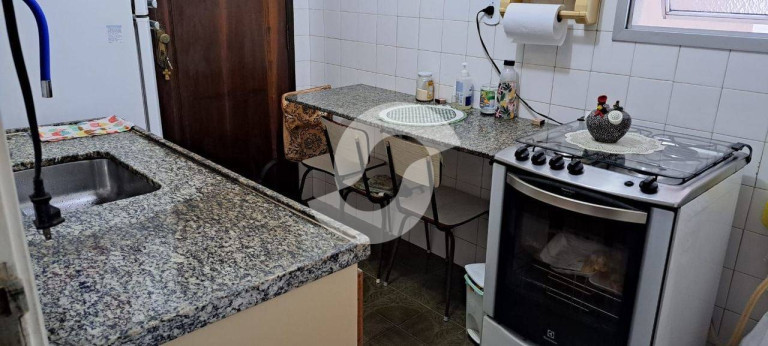 Imagem Apartamento com 2 Quartos à Venda,  em Centro - Niterói