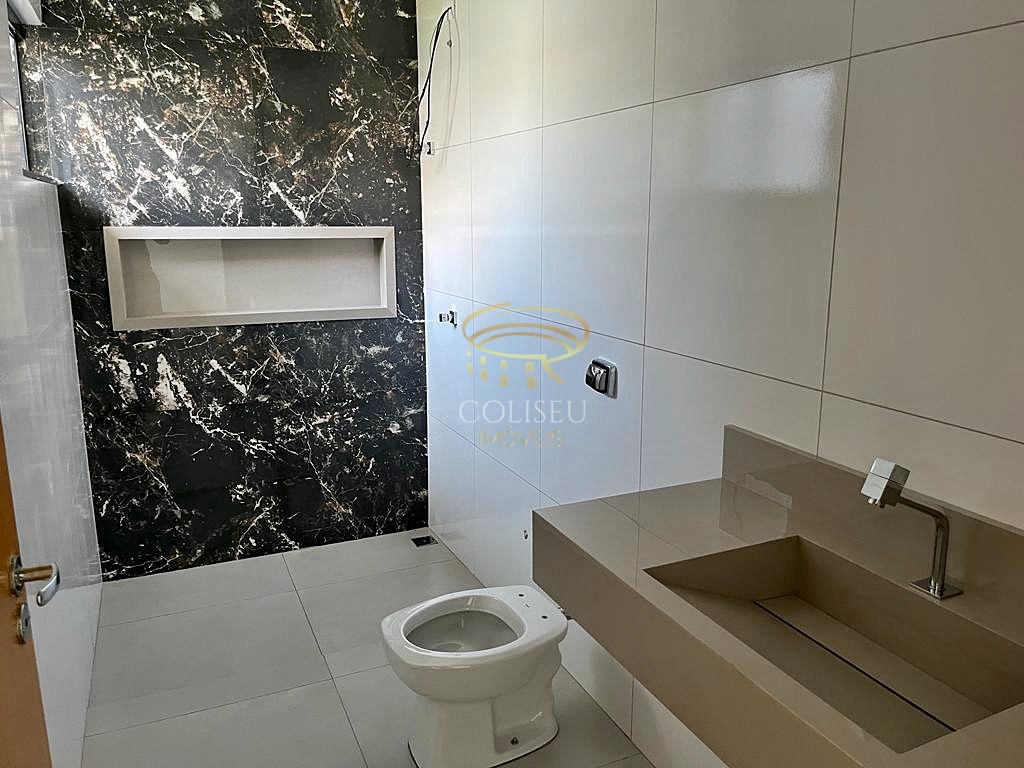 Imagem Casa com 3 Quartos à Venda, 106 m²em Jardim Munique - Maringá