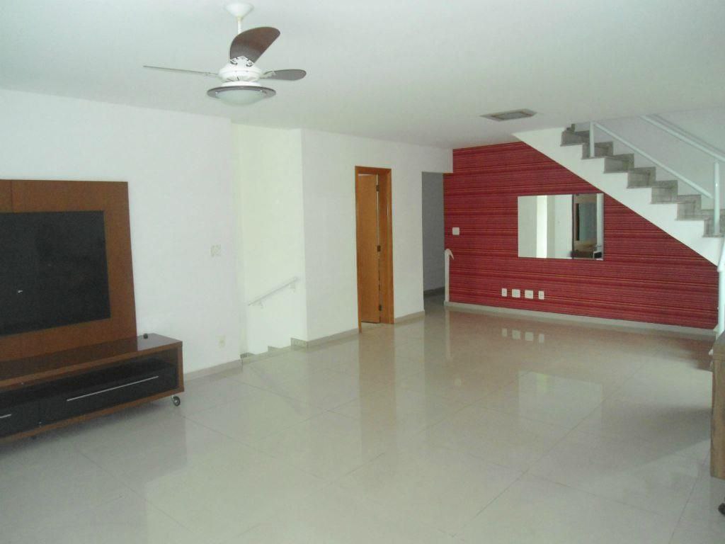Imagem Casa com 4 Quartos à Venda, 239 m²em Embaré - Santos Imagem Casa com 4 Quartos à Venda, 239 m²em Embaré - Santos