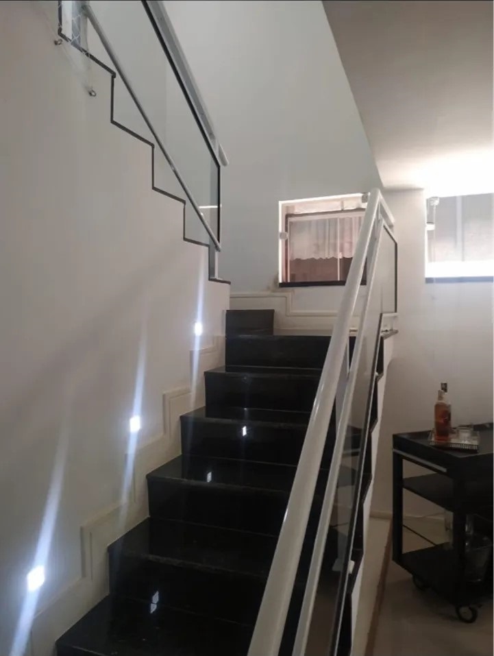 Imagem Casa de Condomínio com 3 Quartos à Venda, 270 m² em São Francisco - Niterói Imagem Casa de Condomínio com 3 Quartos à Venda, 270 m² em São Francisco - Niterói