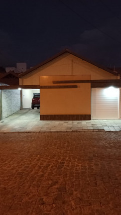 Imagem Casa com 4 Quartos à Venda, 269 m² em Itararé - Campina Grande