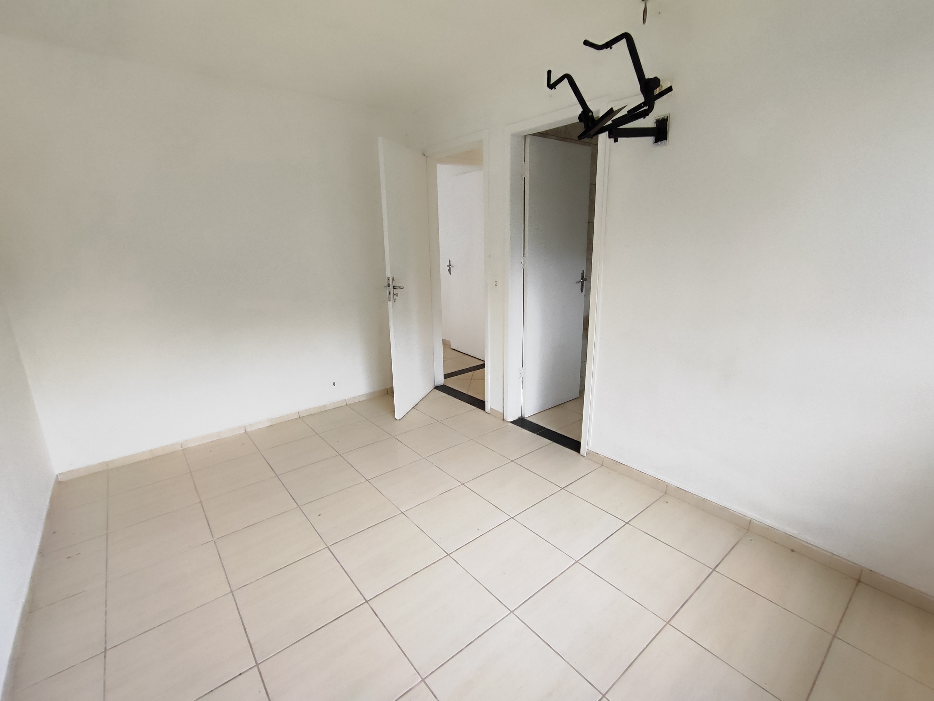 Imagem Casa com 3 Quartos à Venda, 51 m²em Embu - Colombo Imagem Casa com 3 Quartos à Venda, 51 m²em Embu - Colombo