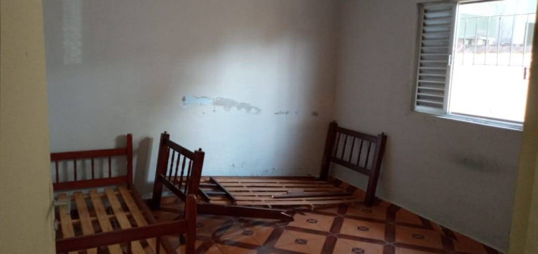 Imagem Casa com 1 Quarto à Venda, 69 m² em Itaoca - Mongaguá Imagem Casa com 1 Quarto à Venda, 69 m² em Itaoca - Mongaguá