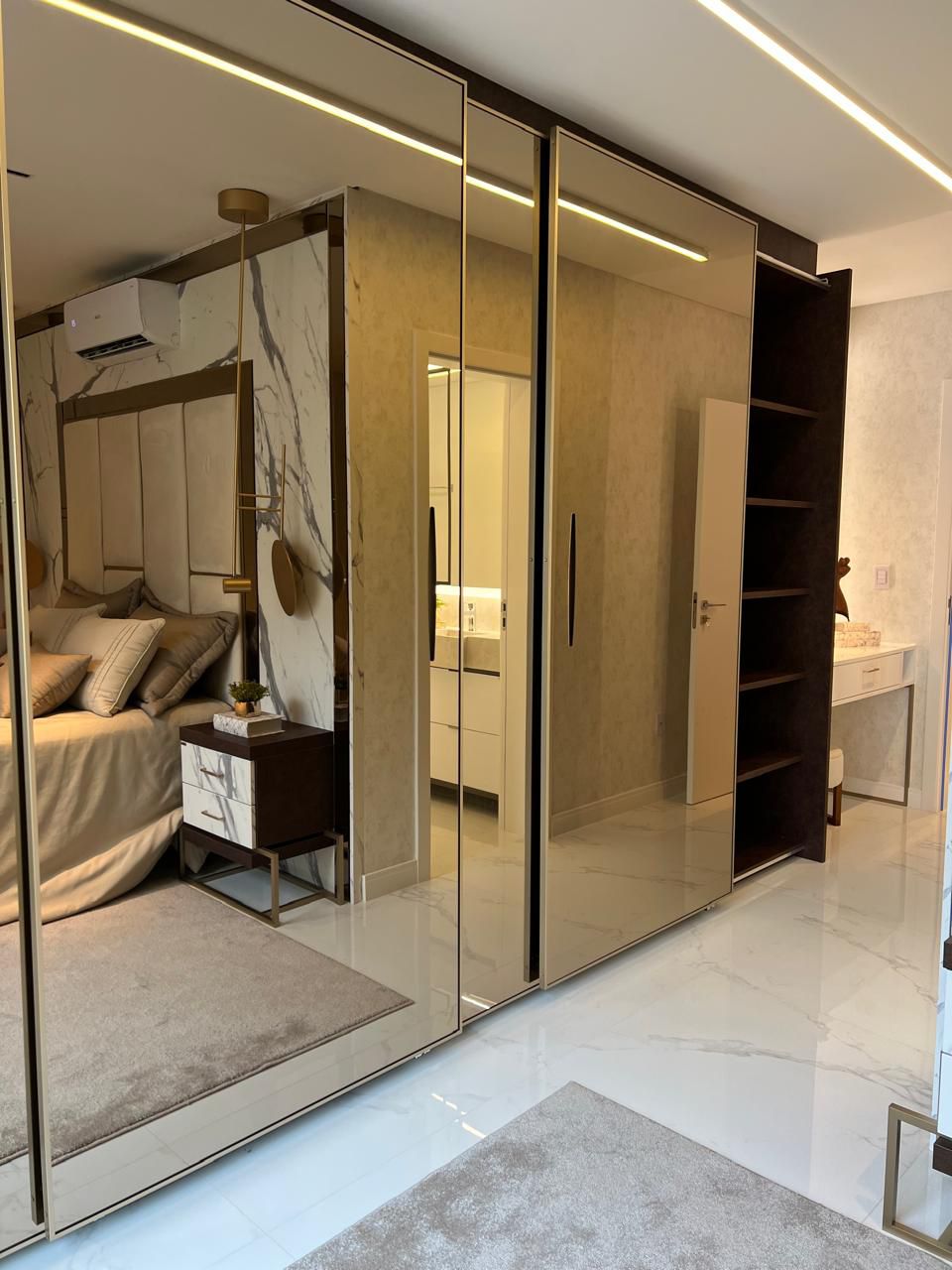Imagem Apartamento com 3 Quartos à Venda, 155 m² em Meia Praia - Itapema Imagem Apartamento com 3 Quartos à Venda, 155 m² em Meia Praia - Itapema