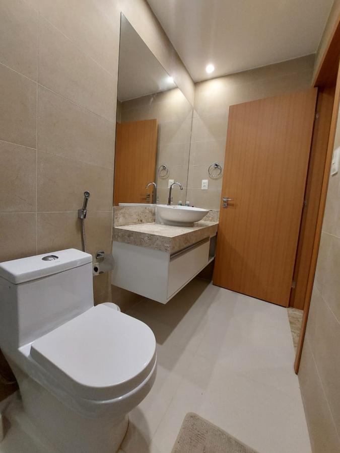 Imagem Casa de Condomínio com 4 Quartos à Venda, 413 m²em Alphaville (Abrantes) - Camaçari
