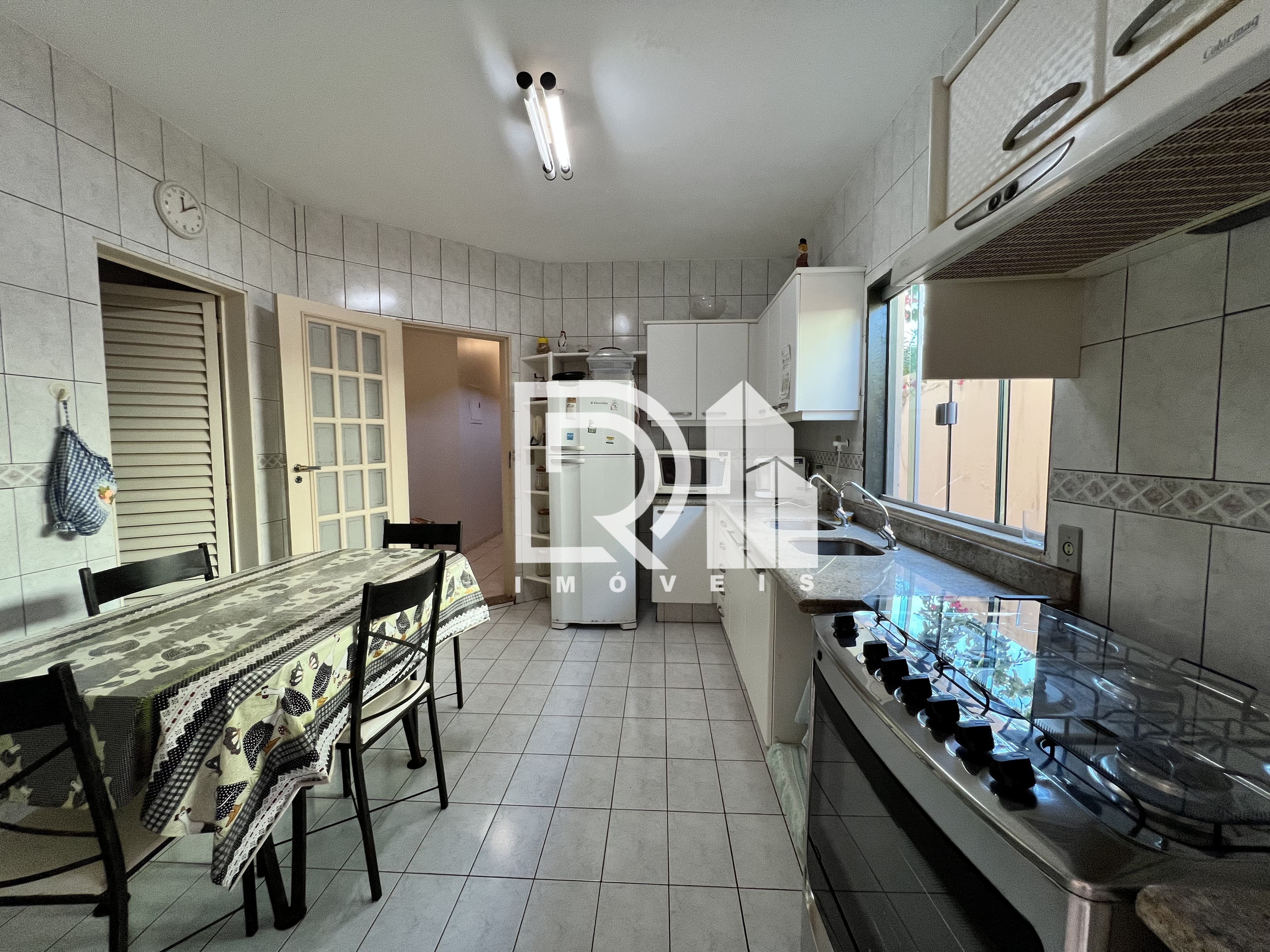 Imagem Casa com 5 Quartos à Venda, 604 m² em Setor Habitacional Jardim Botânico - Brasília