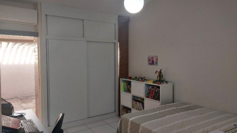 Imagem Casa com 4 Quartos à Venda, em Piedade - Jaboatão dos Guararapes Imagem Casa com 4 Quartos à Venda, em Piedade - Jaboatão dos Guararapes