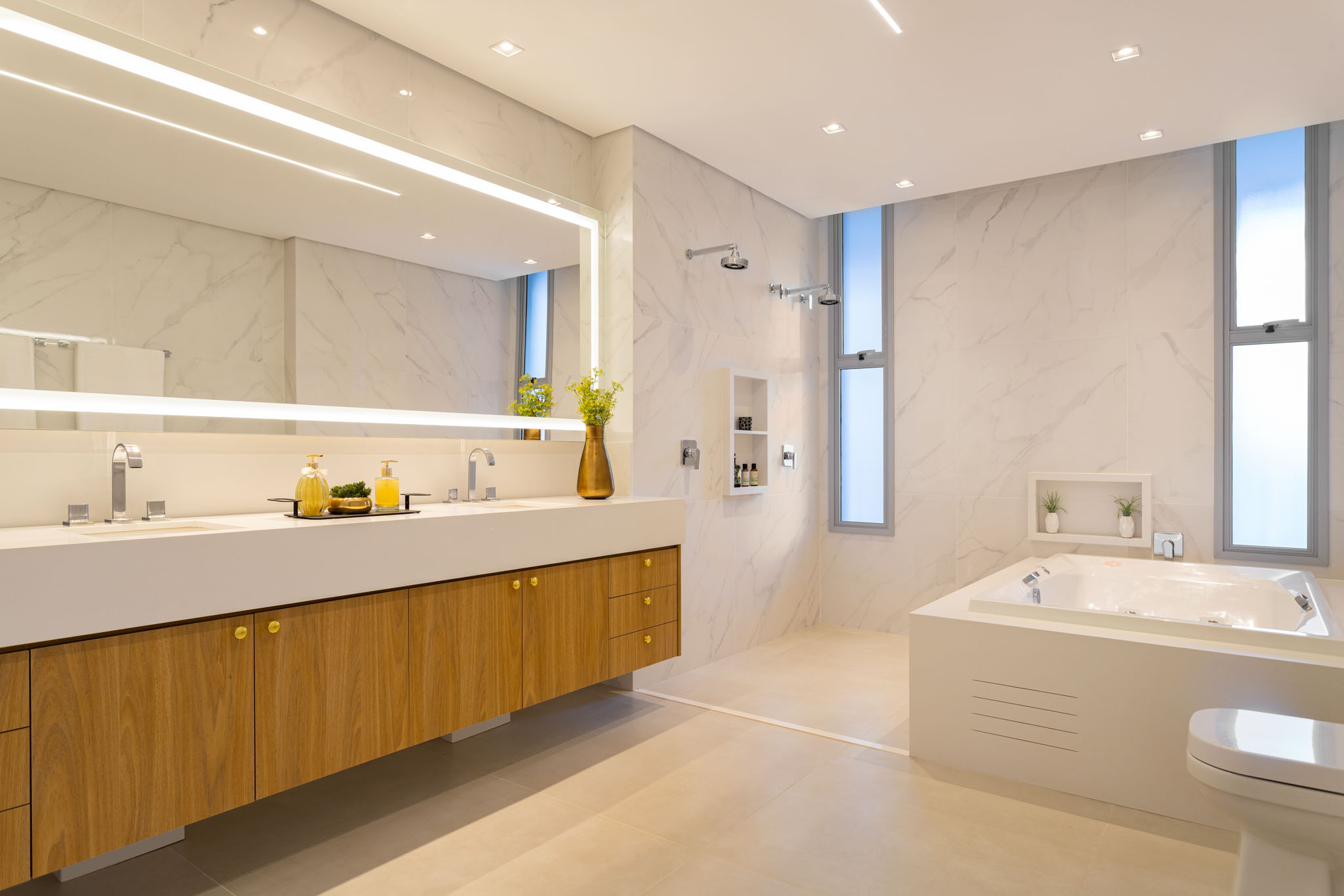 Imagem Apartamento com 4 Quartos à Venda, 397 m²em Setor Bueno - Goiânia Imagem Apartamento com 4 Quartos à Venda, 397 m²em Setor Bueno - Goiânia