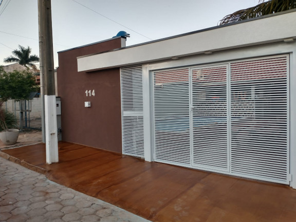 Imagem Casa com 4 Quartos para Temporada, 200 m² em Pousada do Paranapanema - Santo Inácio