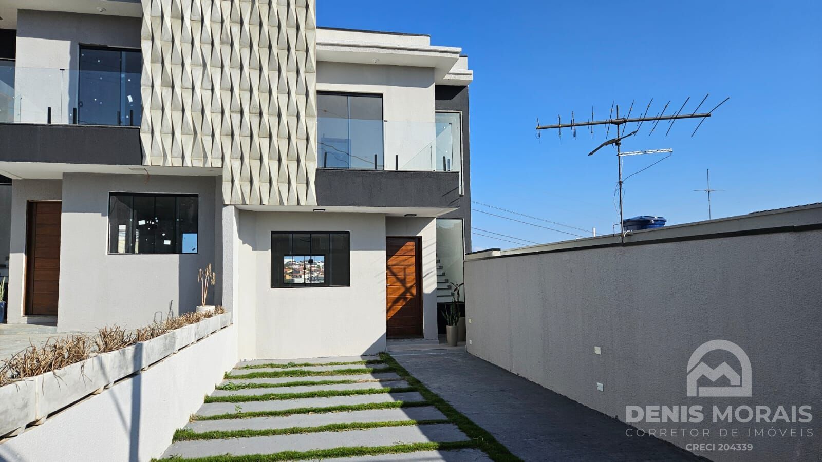 Imagem Sobrado com 3 Quartos à Venda, 135 m²em Vila Lavínia - Mogi das Cruzes Imagem Sobrado com 3 Quartos à Venda, 135 m²em Vila Lavínia - Mogi das Cruzes