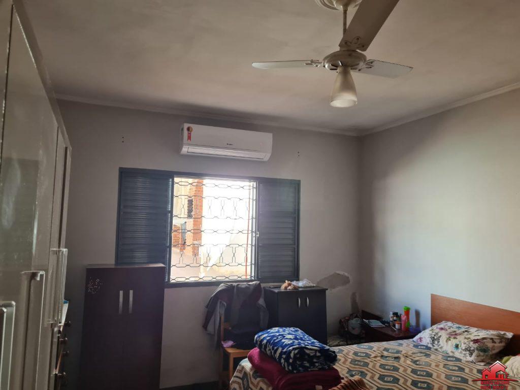 Imagem Casa com 4 Quartos à Venda, 213 m²em Jardim Petrópolis - Bauru Imagem Casa com 4 Quartos à Venda, 213 m²em Jardim Petrópolis - Bauru