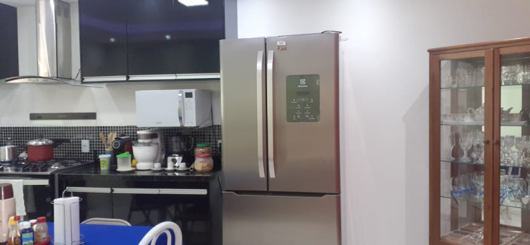 Imagem Sobrado com 4 Quartos à Venda, 300 m²em Morada Nobre - Valparaíso de Goiás