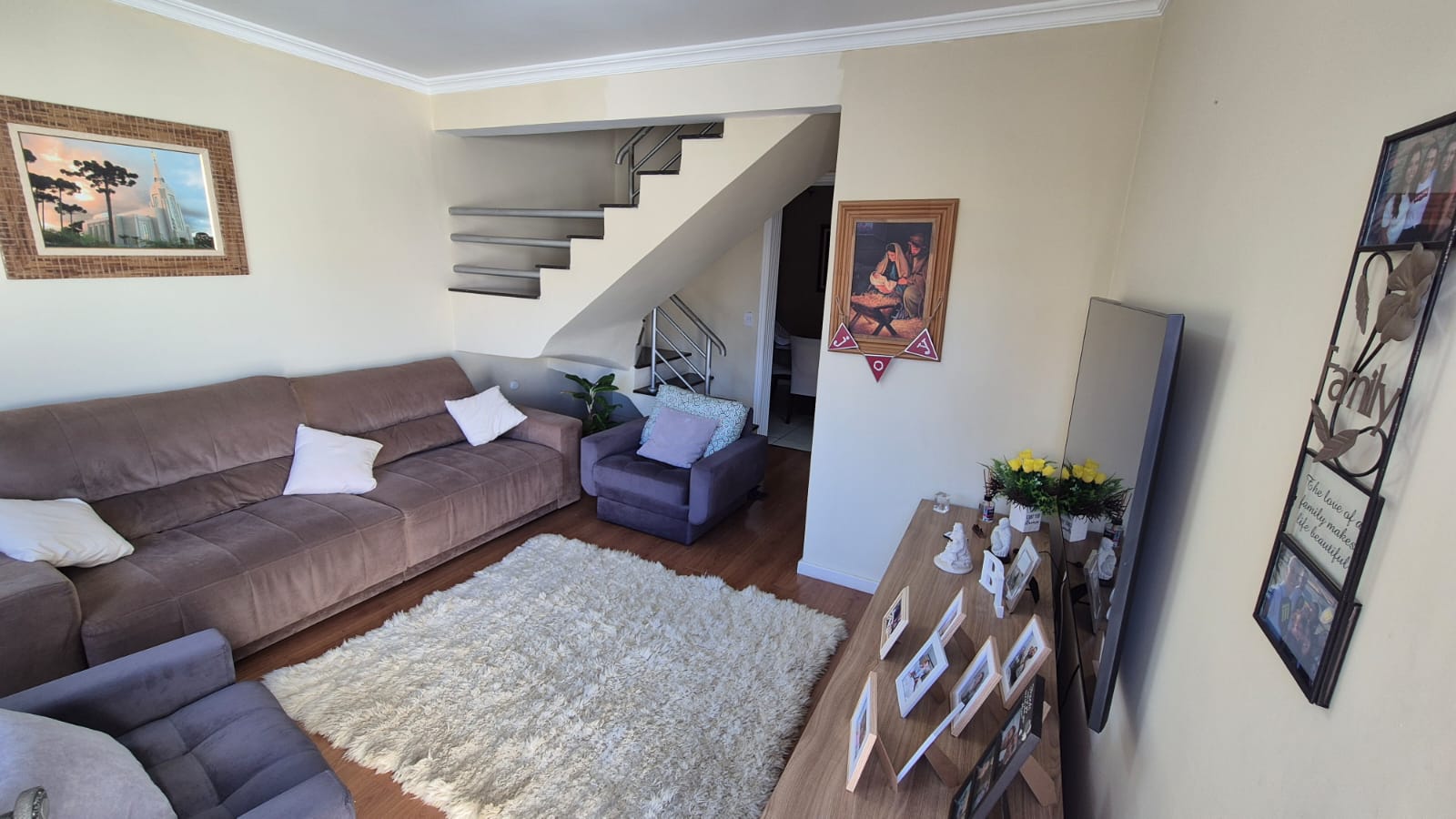 Imagem Sobrado com 3 Quartos à Venda, 177 m² em Cajuru - Curitiba Imagem Sobrado com 3 Quartos à Venda, 177 m² em Cajuru - Curitiba