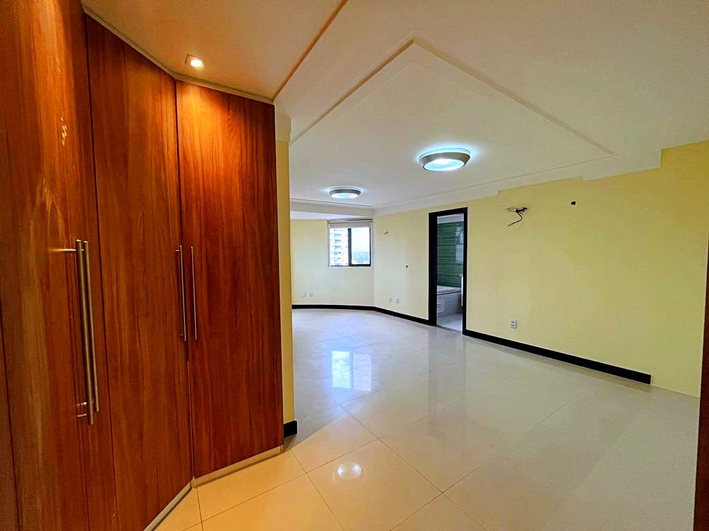 Imagem Apartamento com 4 Quartos à Venda, 266 m²em Nazaré - Belém