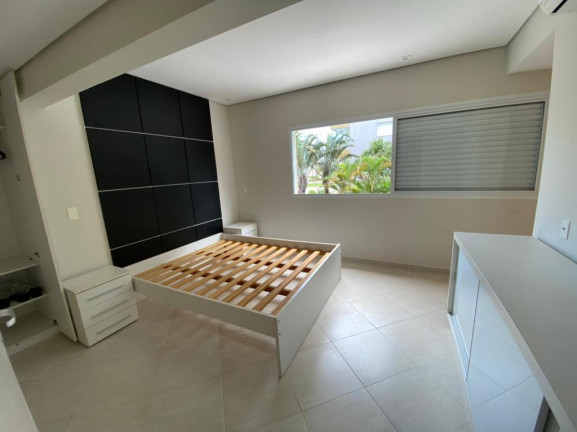 Imagem Apartamento com 4 Quartos à Venda, 207 m²em Riviera - Bertioga