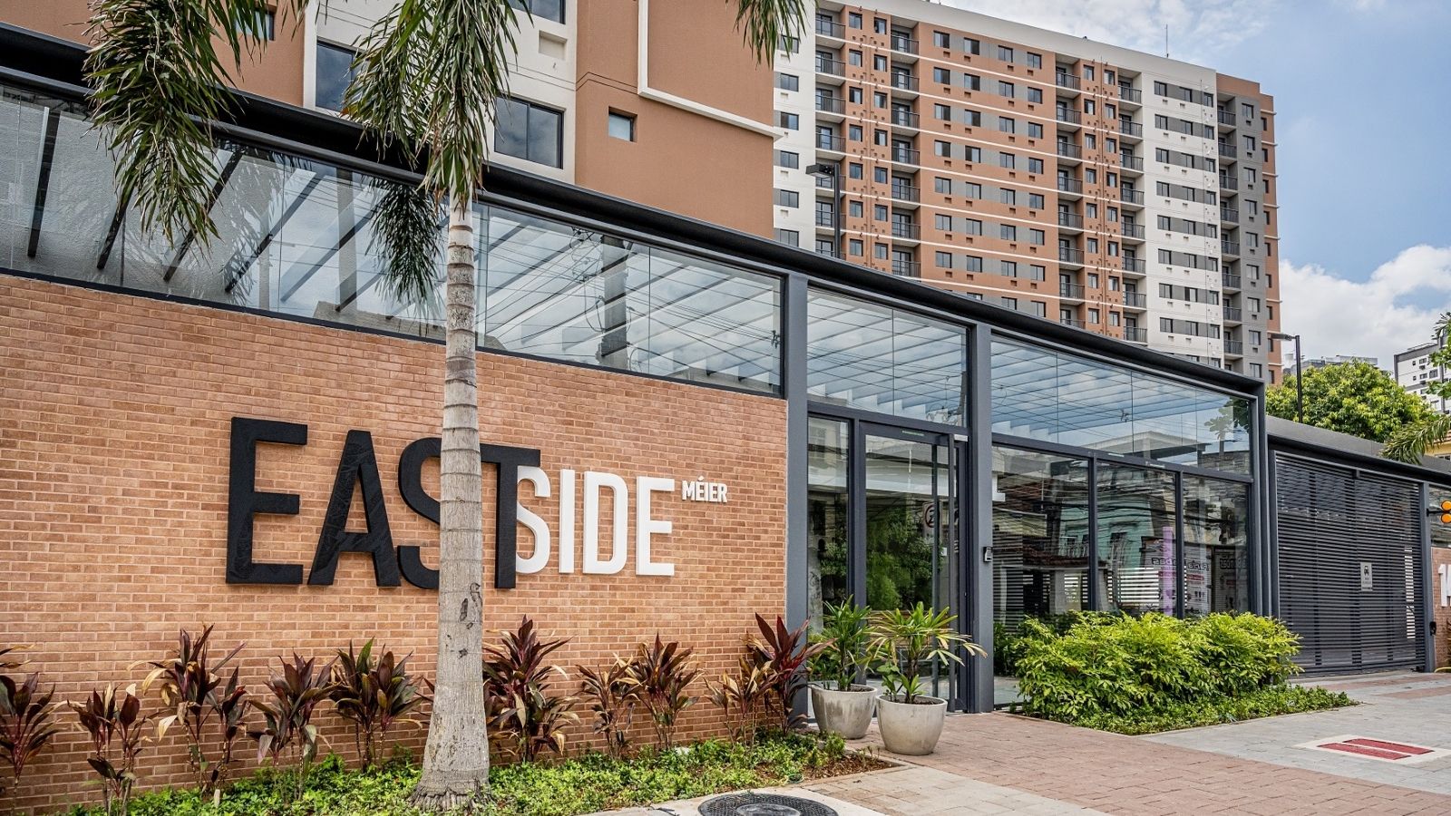 Apartamento com 2 Quartos à Venda, 54 m² em Todos os Santos - Rio de Janeiro