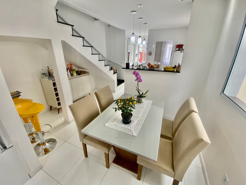 Imagem Casa de Condomínio com 2 Quartos à Venda, 78 m²em Tulipas - Jundiaí Imagem Casa de Condomínio com 2 Quartos à Venda, 78 m²em Tulipas - Jundiaí