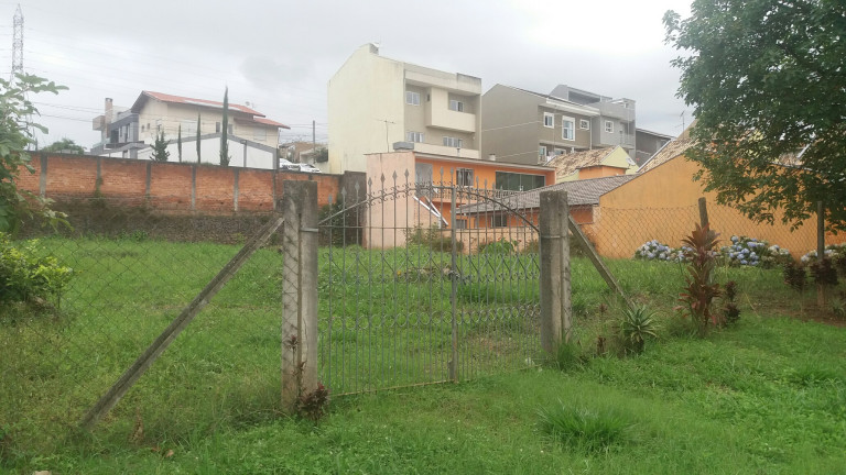 Imagem Terreno à Venda, 684 m² em Barreirinha - Curitiba Imagem Terreno à Venda, 684 m² em Barreirinha - Curitiba