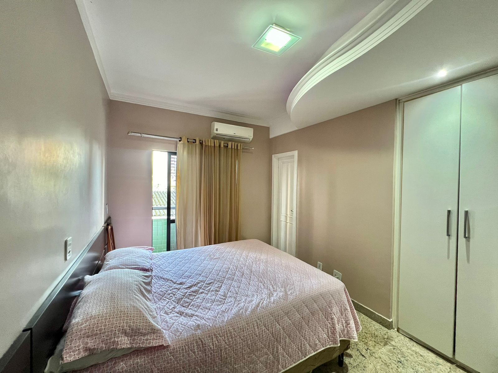 Imagem Apartamento com 3 Quartos à Venda, 130 m²em Jurunas - Belém