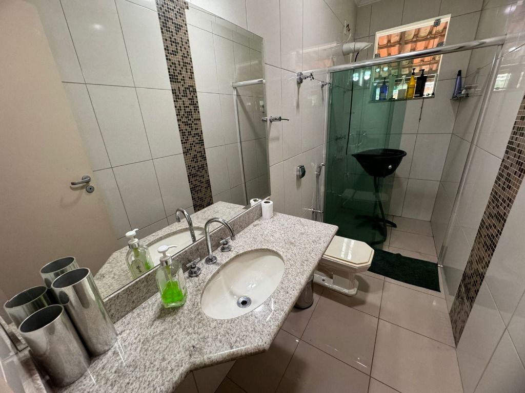 Imagem Casa com 4 Quartos à Venda, 249 m² em Tijuca - Contagem Imagem Casa com 4 Quartos à Venda, 249 m² em Tijuca - Contagem
