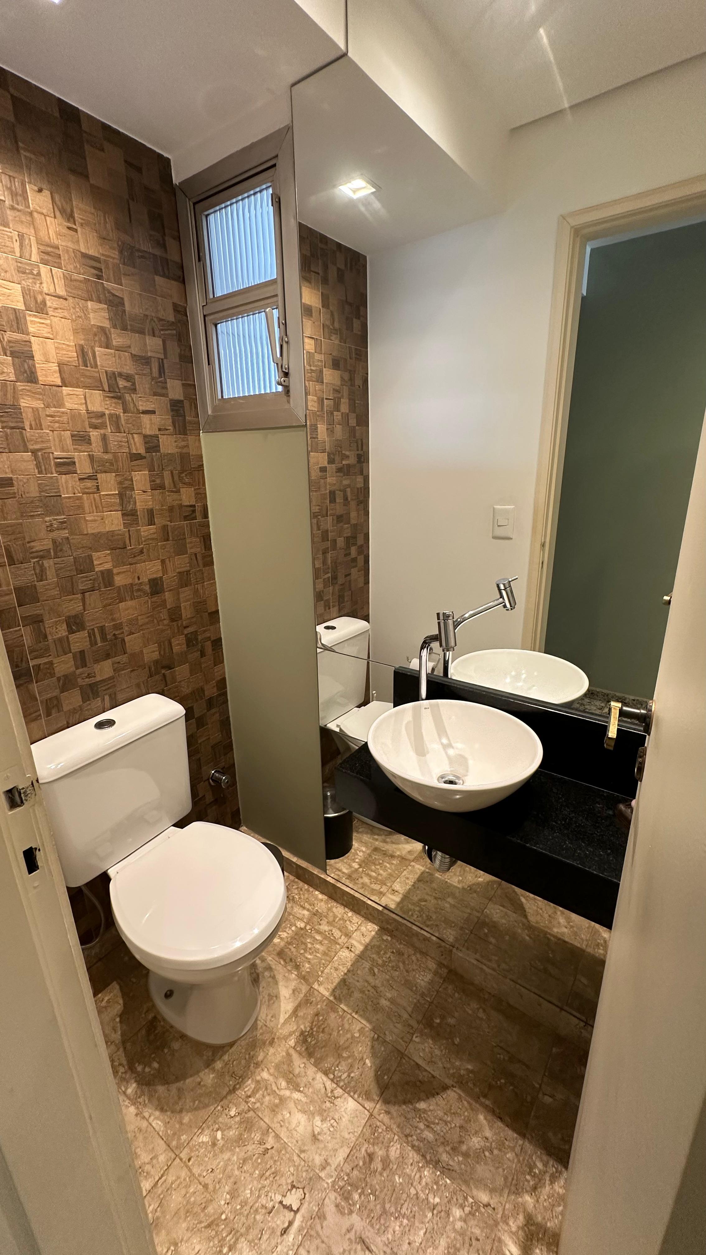 Imagem Apartamento com 3 Quartos à Venda, 131 m²em Centro - Londrina